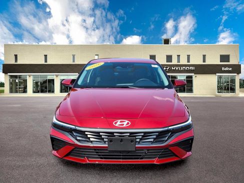 Certified 2026 Hyundai Elantra Hybrid FWD image 8