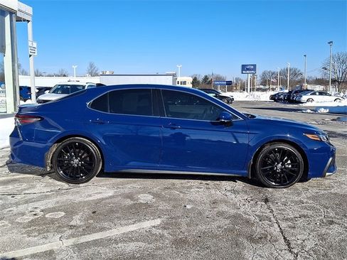 Used 2024 Toyota Camry XSE w/ Navigation Package image 7