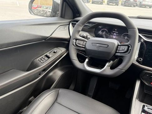 New 2026 Jeep Cherokee Limited image 30