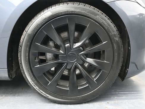 Used 2023 Tesla Model 3 Standard Range image 13