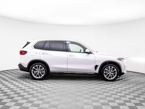 New 2026 BMW X5 xDrive40i image 6