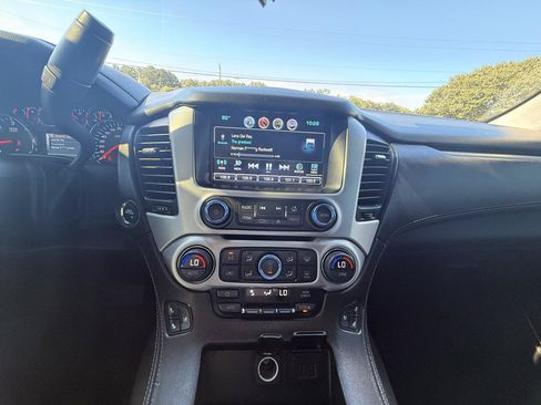 Used 2020 GMC Yukon SLT AWD/4WD image 12