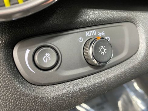 New 2026 Chevrolet Trax LT FWD image 35