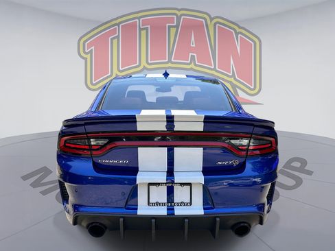 Used 2022 Dodge Charger SRT Hellcat w/ Harman/Kardon Audio Group RWD image 4