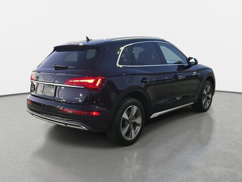 Used 2023 Audi Q5 2.0T Premium w/ Convenience Package image 5