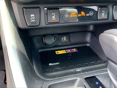 Used 2023 Toyota RAV4 XLE Premium FWD image 35