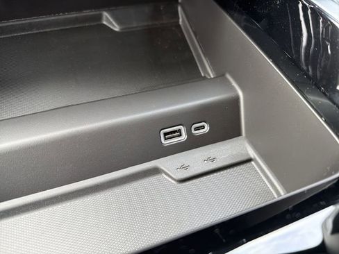 New 2026 Chevrolet Suburban LS w/ LPO, Dark Essentials Package image 33