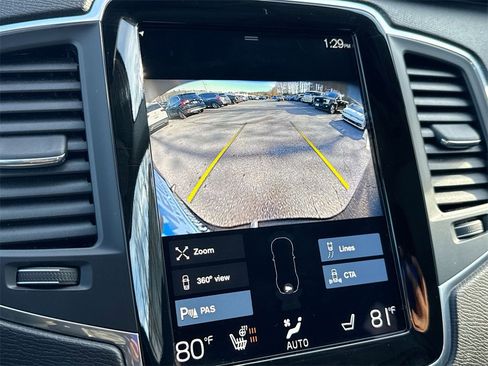 Used 2020 Volvo XC90 T8 Momentum image 24