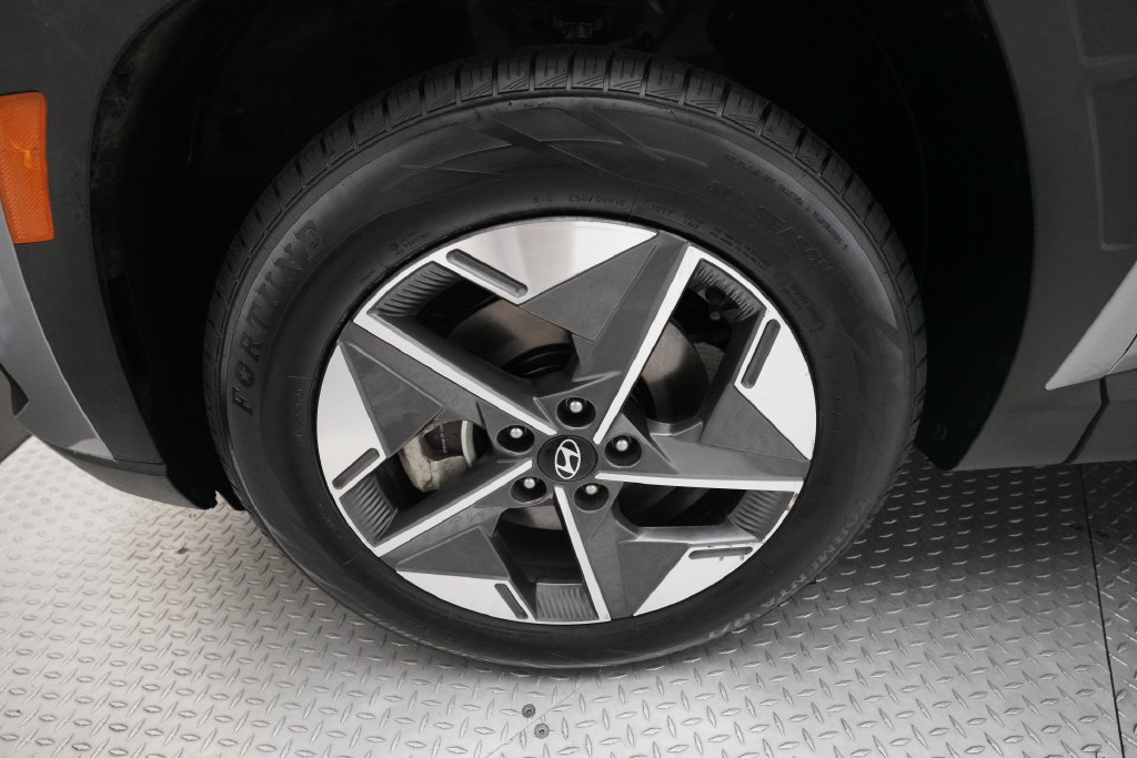 Used 2025 Hyundai Tucson SEL AWD/4WD image 24