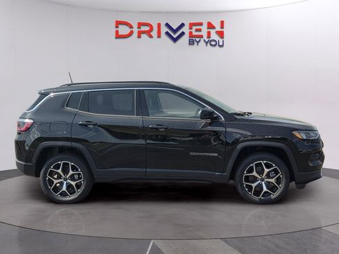 New 2026 Jeep Compass Limited image 6