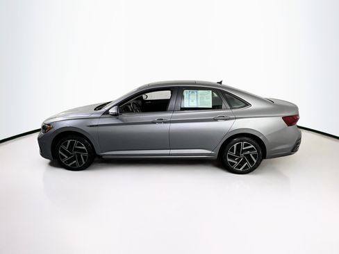 Used 2022 Volkswagen Jetta SEL image 8