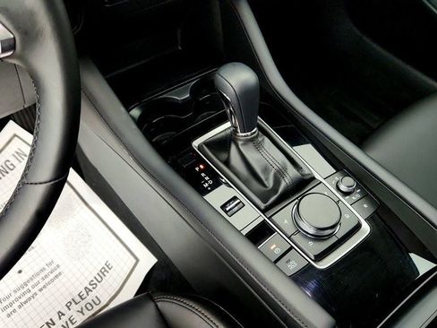 Used 2025 MAZDA MAZDA3 s FWD image 16