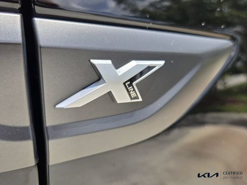 Certified 2022 Kia Sorento X-Line EX AWD/4WD image 19