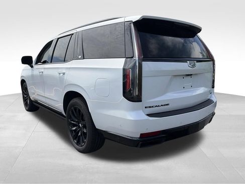 Used 2024 Cadillac Escalade Sport Platinum w/ LPO, ONYX Package AWD/4WD image 4
