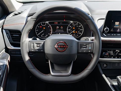 New 2026 Nissan Rogue SV AWD/4WD image 12