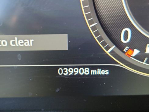 Used 2024 Jaguar F-PACE R-Dynamic S AWD/4WD image 21