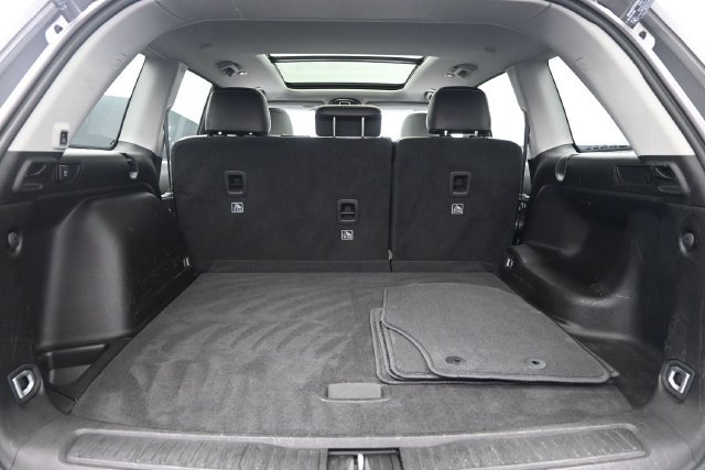 Used 2023 Jeep Grand Cherokee Limited AWD/4WD image 7