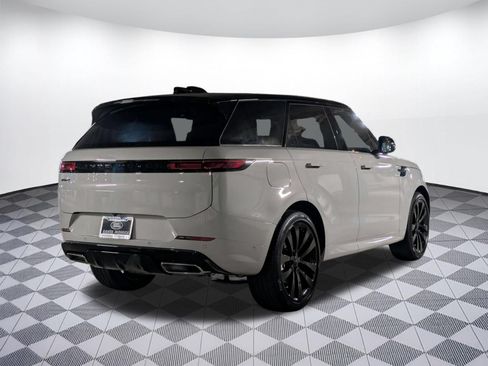 New 2026 Land Rover Range Rover Sport Dynamic SE AWD/4WD image 9