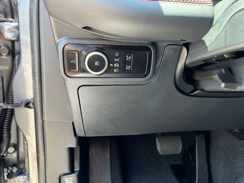 Used 2025 Ford Explorer ST-Line w/ Premium Package RWD image 23