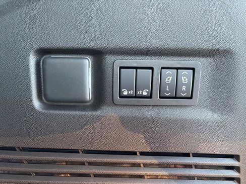 New 2025 Chevrolet Suburban Premier w/ Sun And Tow Package image 14