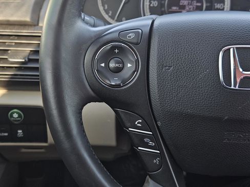 Used 2015 Honda Accord EX-L image 13