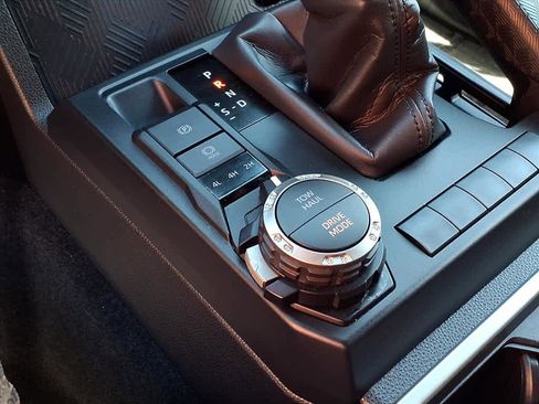 Certified 2025 Toyota 4Runner SR5 image 17