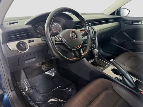 Used 2020 Volkswagen Passat 2.0T SE w/ Sunroof Package image 23