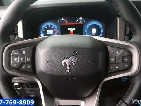 New 2025 Ford Bronco Outer Banks AWD/4WD image 18