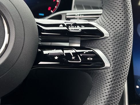 New 2026 Mercedes-Benz GLC 300 4MATIC image 29