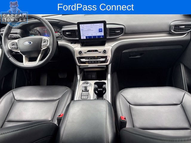 Used 2024 Ford Explorer XLT w/ Equipment Group 202A AWD/4WD image 19