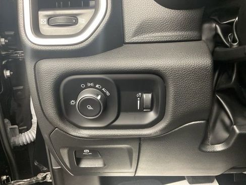 Used 2024 RAM 1500 Laramie image 14