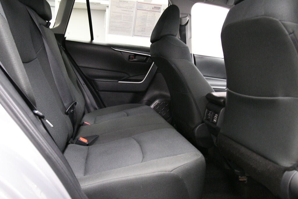 Certified 2025 Toyota RAV4 LE FWD image 22