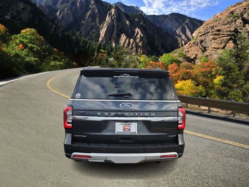 Used 2024 Ford Expedition Max Limited image 4