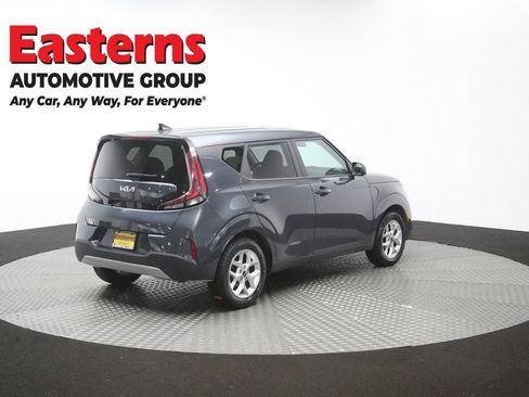 Used 2023 Kia Soul LX w/ LX Technology Package FWD image 39