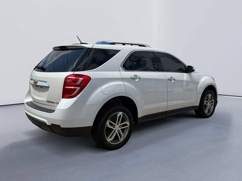 Used 2016 Chevrolet Equinox LTZ w/ Enhanced Convenience Package FWD image 3