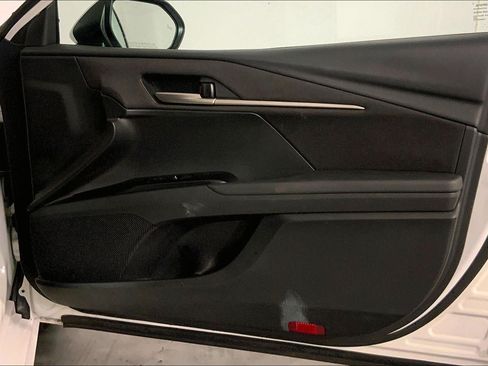 Used 2025 Toyota Camry LE FWD image 26