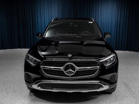 New 2026 Mercedes-Benz GLC 300 4MATIC image 2