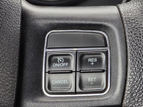 Used 2017 RAM 2500 Tradesman w/ Chrome Appearance Group image 18