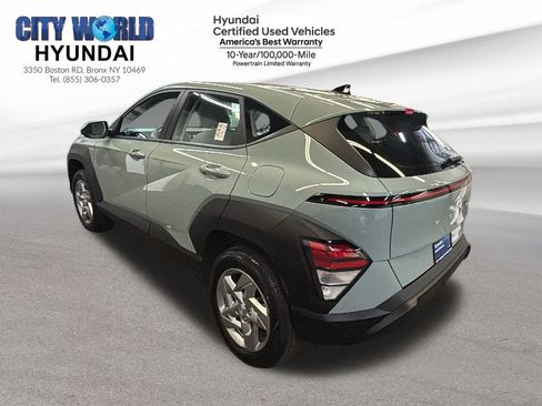 Used 2024 Hyundai Kona SE AWD/4WD image 4