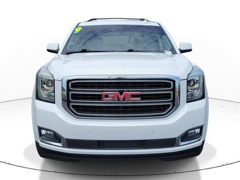 Used 2019 GMC Yukon SLE w/ Convenience Package RWD image 2