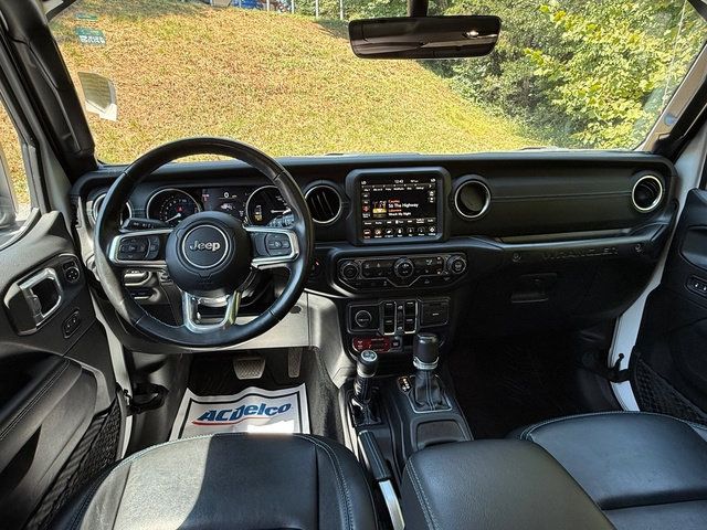 Used 2022 Jeep Wrangler Unlimited Rubicon 4xe w/ Cold Weather Group AWD/4WD image 10