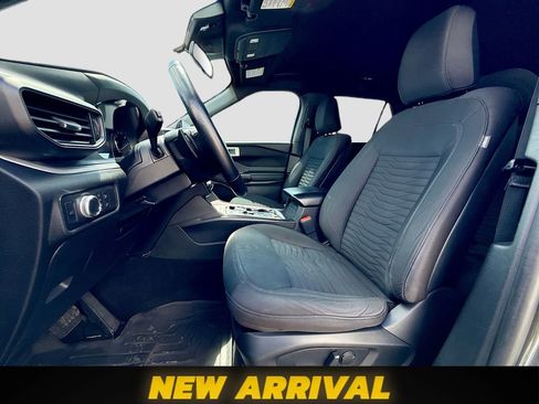 Used 2020 Ford Explorer XLT w/ Comfort Package image 20