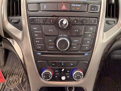 Used 2014 Buick Verano FWD image 22