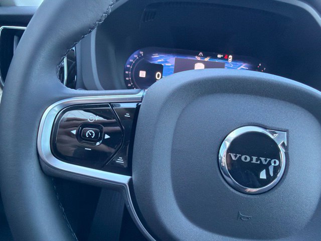 New 2027 Volvo XC60 B5 Plus AWD/4WD image 22