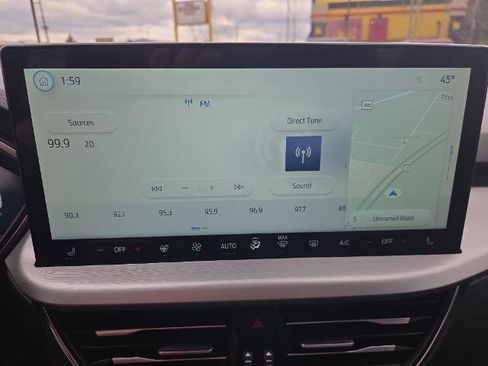 Certified 2025 Ford Escape Platinum image 29