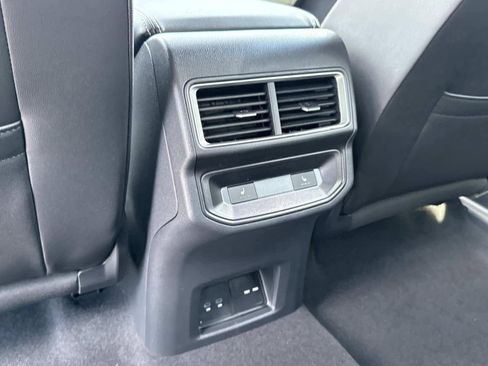 New 2026 Volkswagen Atlas Cross Sport SEL Premium R-Line AWD/4WD image 16