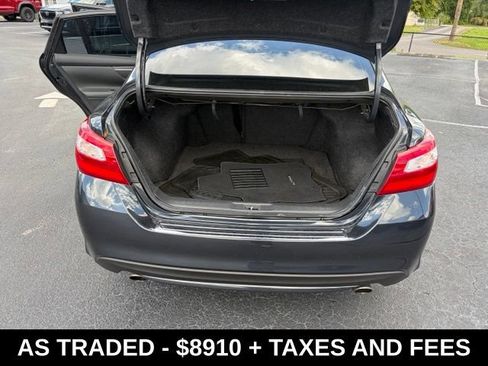 Used 2017 Nissan Altima 2.5 SL w/ 2.5 Technology Package FWD image 16
