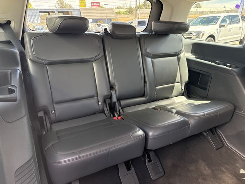 Used 2025 Ford Expedition Active AWD/4WD image 18