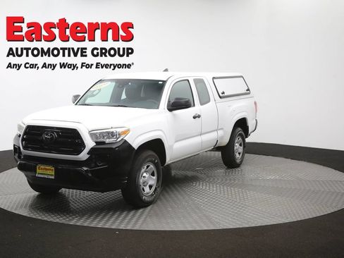 Used 2018 Toyota Tacoma SR RWD image 53