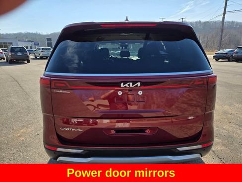 Used 2024 Kia Carnival LX FWD image 8